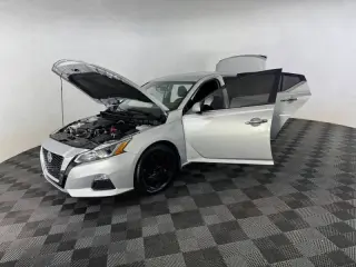 Nissan Altima 2020
