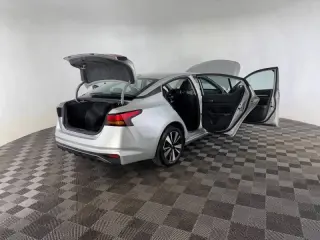Nissan Altima 2021