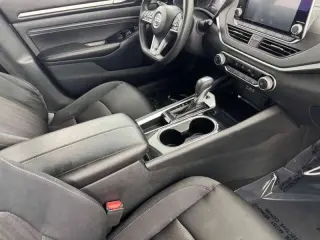 Nissan Altima 2021