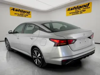 Nissan Altima 2021