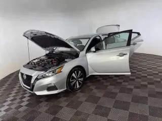 Nissan Altima 2021
