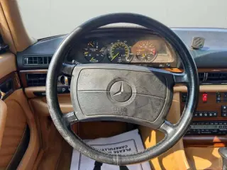 Clase 300 de Mercedes-Benz 1990