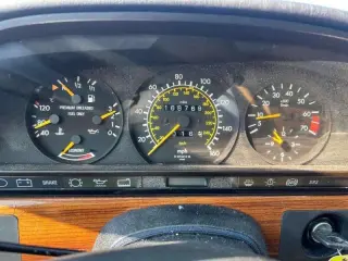 Clase 300 de Mercedes-Benz 1990