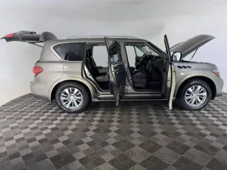 Infiniti QX80 2017