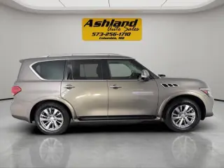 Infiniti QX80 2017