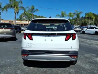 Hyundai TUCSON 2026 SE 4 SUV