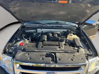 Ford Expedition 2013