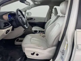 Chrysler Pacifica 2017