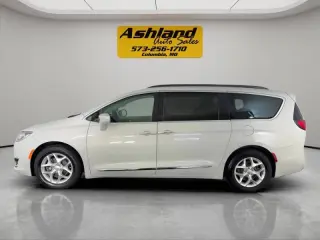 Chrysler Pacifica 2017