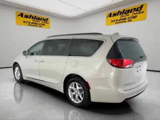 Chrysler Pacifica 2017
