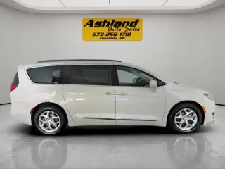 Chrysler Pacifica 2017