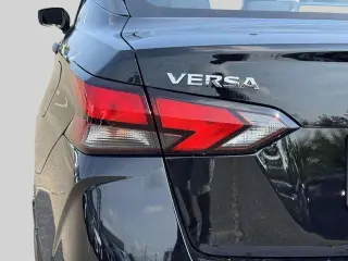 Nissan Versa 2025 S Sedán 4 puertas CVT