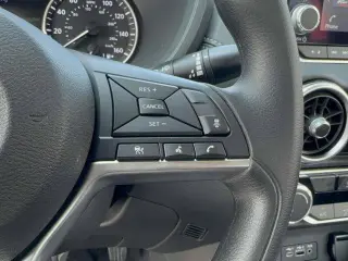 Nissan Sentra 2025 SV 4dr Sedán