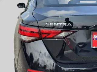 Nissan Sentra 2025 SV 4dr Sedán
