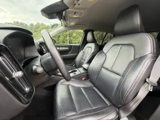 2023 Volvo XC40