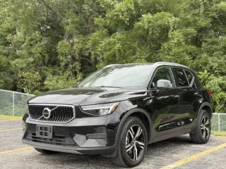 2023 Volvo XC40