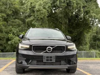 2023 Volvo XC40