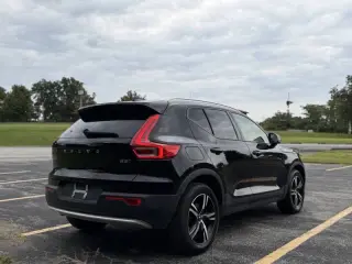 2023 Volvo XC40