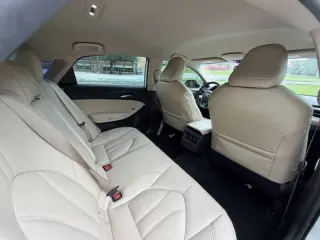 Toyota Avalon Hybrid 2021