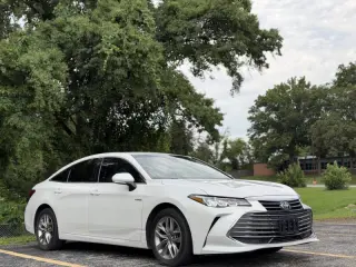 Toyota Avalon Hybrid 2021