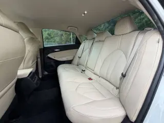 Toyota Avalon Hybrid 2021