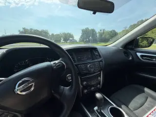Nissan Pathfinder 2019
