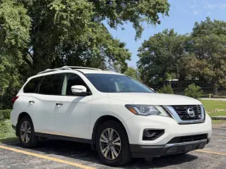 Nissan Pathfinder 2019