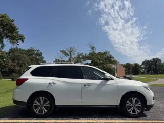 Nissan Pathfinder 2019