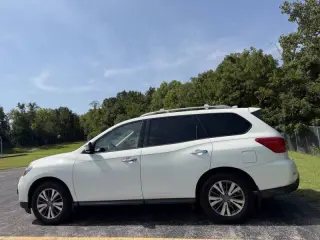 Nissan Pathfinder 2019