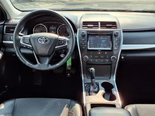 Toyota Camry 2017 SE 4dr Sedán