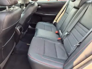 Toyota Camry 2017 SE 4dr Sedán