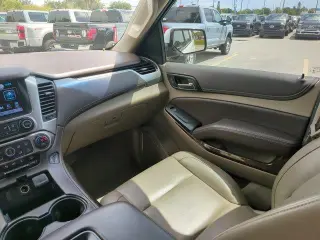 Chevrolet Suburban 2019 4x2 LT 4dr SUV