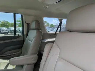 Chevrolet Suburban 2019 4x2 LT 4dr SUV