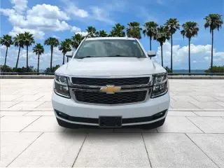 Chevrolet Suburban 2019 4x2 LT 4dr SUV