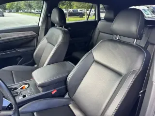Volkswagen Atlas Cross Sport 2020 V6 SE 4dr SUV con Tecnología