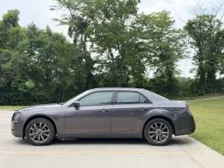 Chrysler 300 2014