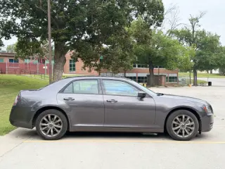 Chrysler 300 2014