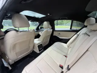 2022 Serie 3 BMW