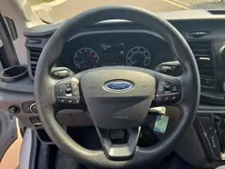 Ford Transit 2025 Tracción en las cuatro ruedas 250 3 puertas LWB Techo alto Furgón de carga