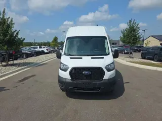 Ford Transit 2025 Tracción en las cuatro ruedas 250 3 puertas LWB Techo alto Furgón de carga