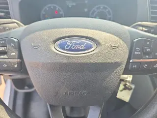 Ford Transit 2025 Tracción Total 250 3 puertas techo alto largo furgón de carga