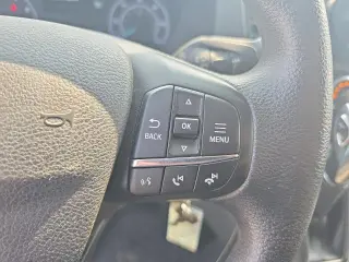 Ford Transit 2025 Tracción Total 250 3 puertas techo alto largo furgón de carga