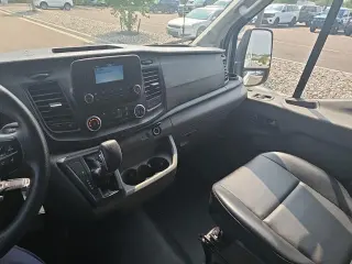 Ford Transit 2025 Tracción Total 250 3 puertas techo alto largo furgón de carga
