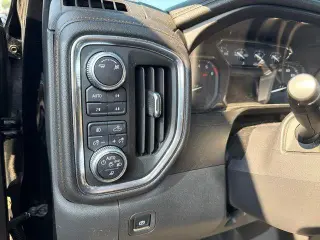 GMC Sierra 1500 2019 4x4 AT4 4dr Crew Cab 6.6 ft. SB