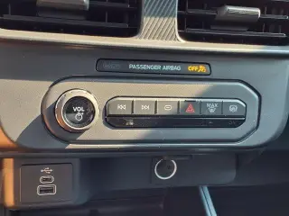 Ford Maverick 2025 AWD XL 4dr SuperCrew 4.5 ft. SB