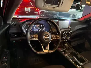 Nissan Sentra 2025 SV 4dr Sedán