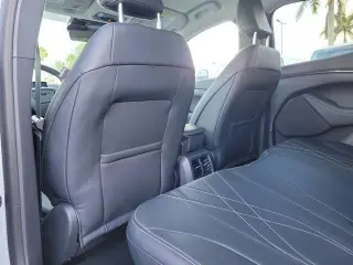 Ford Mustang Mach-E 2022 Select 4dr SUV