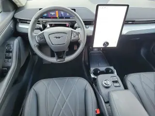 Ford Mustang Mach-E 2022 Select 4dr SUV