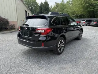 Subaru Outback 2017