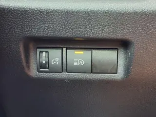 Toyota RAV4 2025 LE 4dr SUV